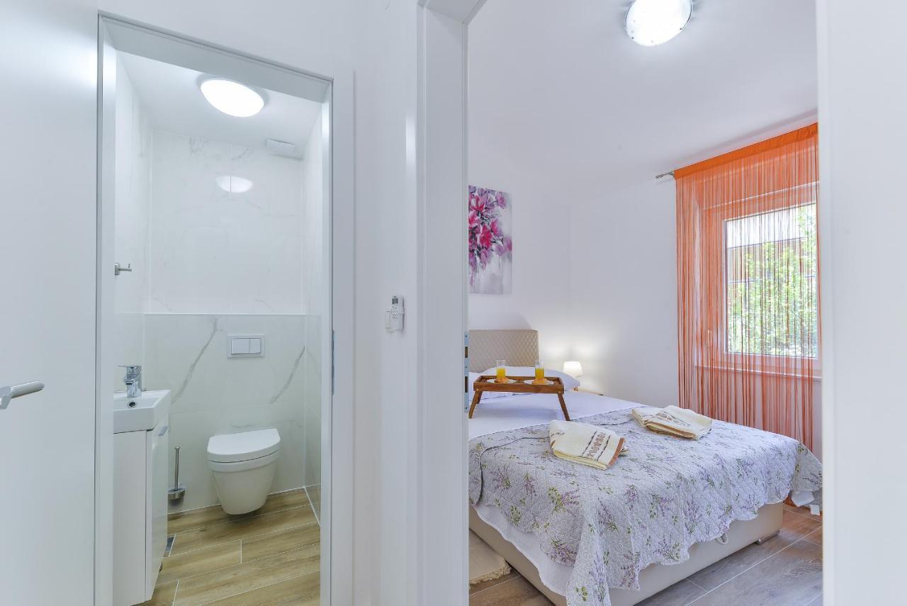 Cascada Villas With Private Jacuzzi And Private Parking Starigrad Paklenica Exterior foto